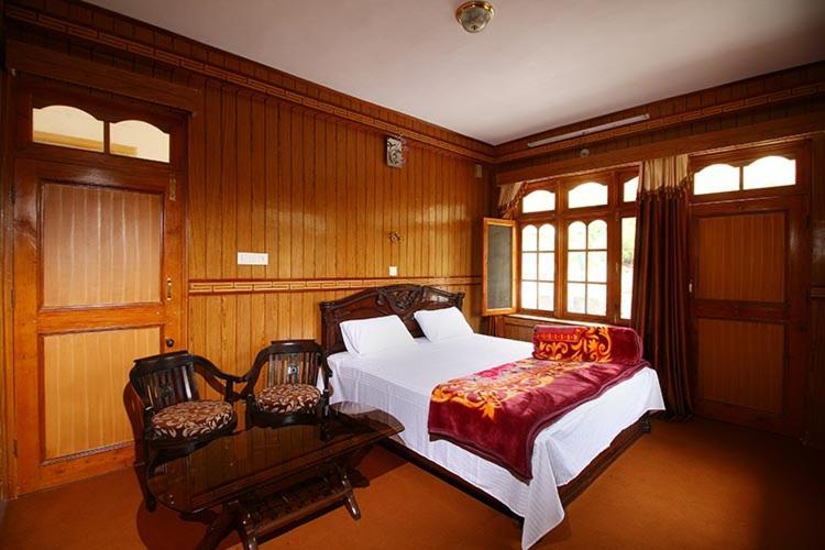 Hotel Lake View Nako المظهر الخارجي الصورة