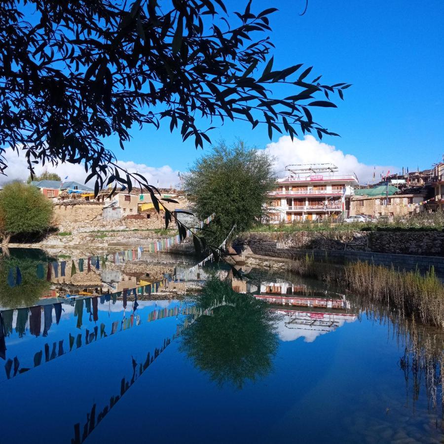 Hotel Lake View Nako المظهر الخارجي الصورة